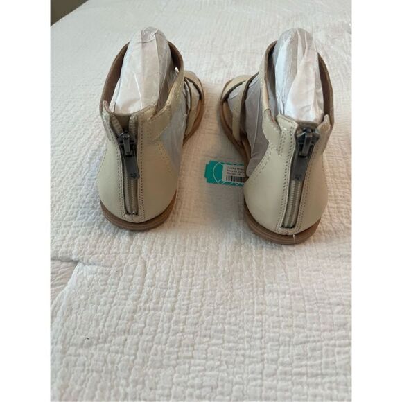 LUCKY BRAND Women's Nayda T-Strap Gladiator Flat Sandals NEW - Picture 4 of 7